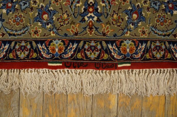 Mid-20th century persian isfahan carpet 3'7"×5'6" ivory & grey, hand-knotted wool, circa 1940 - detail view 4