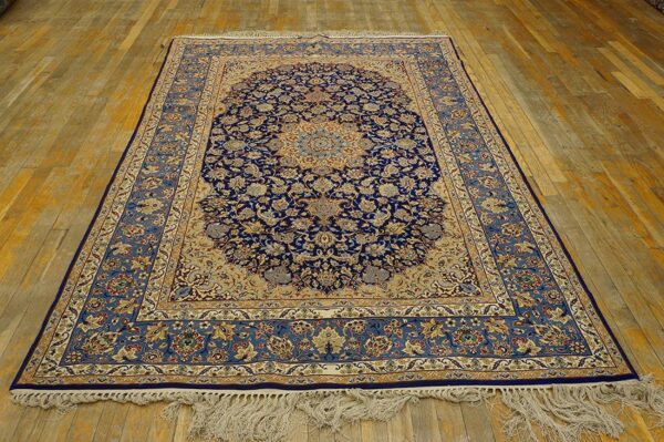 Mid 20th century persian isfahan carpet 4'10"×7'10" signed abtin - detail view 1
