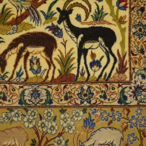 Mid 20th Century Persian Isfahan Rug 3'7"Ã—5'8" Hand-Knotted, Central Persia - detail view 3