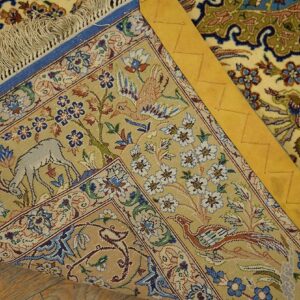 Mid 20th Century Persian Isfahan Rug 3'7"Ã—5'8" Hand-Knotted, Central Persia - detail view 6