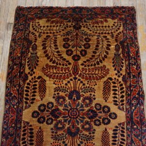 Mid 20th Century Persian Sarouk Carpet, Hand-Knotted Wool - detail view 3