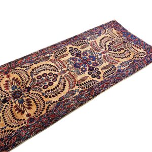 Mid 20th Century Persian Sarouk Carpet, Hand-Knotted Wool - detail view 5