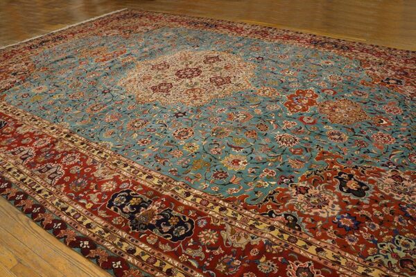Mid 20th century persian tabriz carpet 12'ã—18'2" hand-knotted wool - detail view 1
