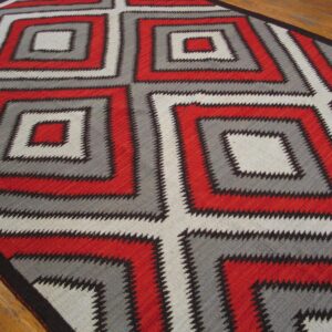 Southwestern Style Rug 6'×9' Hand-Woven Wool, Contemporary - detail view 3