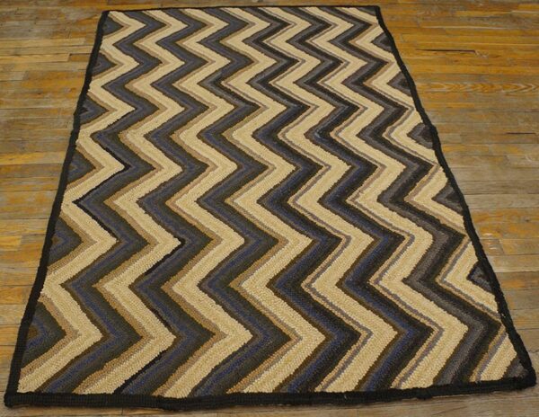 Vintage american hooked rug 4'6"×6' brown zig zag, hand-woven wool, 1960s 2 Vintage american hooked rug 4'6"×6' brown zig zag, hand-woven wool, 1960s - detail view 1