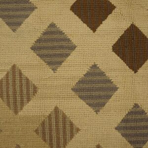 Vintage American Hooked Rug 3'10"×5'10" Ivory Field, Olive Border, Mid 20th Century - detail view 3