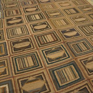 Vintage American Hooked Rug 6'×8'9" Mid 20th Century, Hand-Hooked Wool - detail view 2