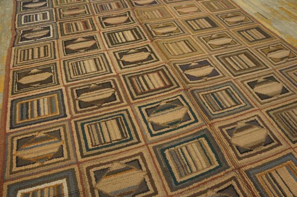 Vintage american hooked rug 6'×8'9" mid 20th century, hand-hooked wool 3 Vintage american hooked rug 6'×8'9" mid 20th century, hand-hooked wool - detail view 2