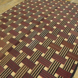 Vintage American Hooked Rug 6'2"×8'8" Mid 20th Century, Hand-Hooked Wool - detail view 6
