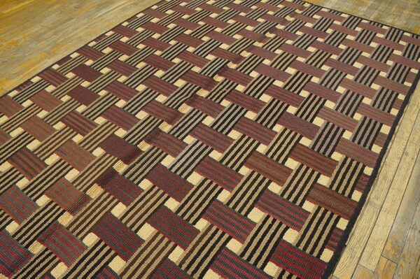Vintage american hooked rug 6'2"×8'8" mid 20th century, hand-hooked wool 7 Vintage american hooked rug 6'2"×8'8" mid 20th century, hand-hooked wool - detail view 6
