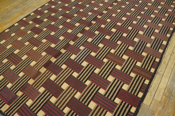 Vintage american hooked rug 6'2"×8'8" mid 20th century, hand-hooked wool 8 Vintage american hooked rug 6'2"×8'8" mid 20th century, hand-hooked wool - detail view 7
