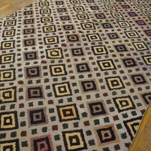 Vintage American Hooked Rug 5'11"×8'6" Mid 20th Century, Hand-Hooked Wool - detail view 3
