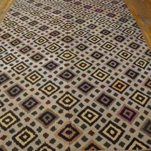 Vintage American Hooked Rug 5'11"×8'6" Mid 20th Century, Hand-Hooked Wool - detail view 7