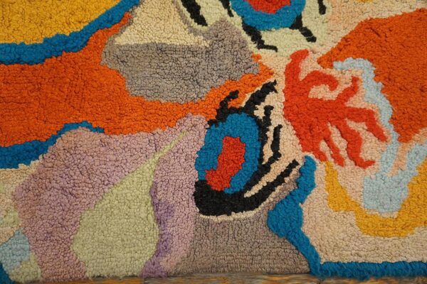 Vintage american hooked rug 4'ã—4'7" multi abstract art modern pattern, 1970s - detail view 6
