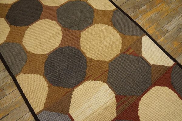 Vintage american hooked rug 4'1"×8'9" multi circles modern pattern, grey & black, 1960s 5 Vintage american hooked rug 4'1"×8'9" multi circles modern pattern, grey & black, 1960s - detail view 4