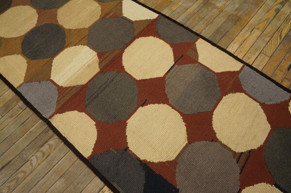 Vintage american hooked rug 4'1"×8'9" multi circles modern pattern, grey & black, 1960s 6 Vintage american hooked rug 4'1"×8'9" multi circles modern pattern, grey & black, 1960s - detail view 5