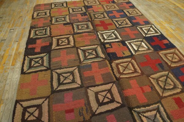 Vintage american hooked rug 5'10"×8'4" multi cross modern pattern, hand-woven wool, 1960s 3 Vintage american hooked rug 5'10"×8'4" multi cross modern pattern, hand-woven wool, 1960s - detail view 2