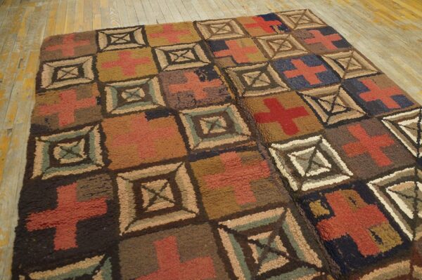 Vintage american hooked rug 5'10"×8'4" multi cross modern pattern, hand-woven wool, 1960s 6 Vintage american hooked rug 5'10"×8'4" multi cross modern pattern, hand-woven wool, 1960s - detail view 5