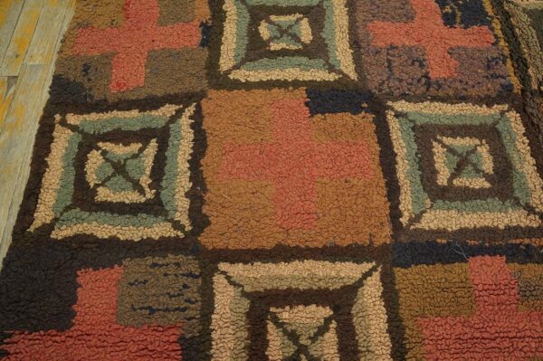 Vintage american hooked rug 5'10"×8'4" multi cross modern pattern, hand-woven wool, 1960s 8 Vintage american hooked rug 5'10"×8'4" multi cross modern pattern, hand-woven wool, 1960s - detail view 7