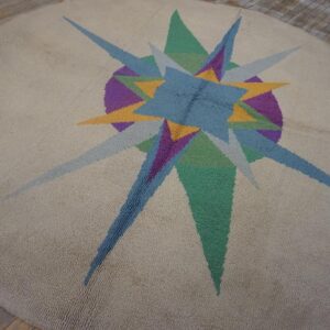Vintage European Art Deco Round Rug 8'5" Diameter, Ivory Field, Hand-Knotted Wool, 1950s - detail view 1