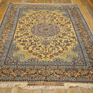 Vintage Persian Isfahan Rug 5'Ã—8' by Sarraf Mamoury, Ivory Traditional Design, 1940s - detail view 1