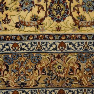 Vintage Persian Isfahan Rug 5'Ã—8' by Sarraf Mamoury, Ivory Traditional Design, 1940s - detail view 2