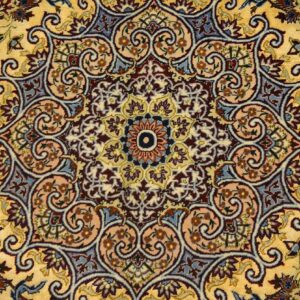 Vintage Persian Isfahan Rug 5'Ã—8' by Sarraf Mamoury, Ivory Traditional Design, 1940s - detail view 3