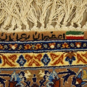 Vintage Persian Isfahan Rug 3'6"Ã—5'9" Ivory Traditional Medallion, Hand-Knotted Wool, 1940s - detail view 3