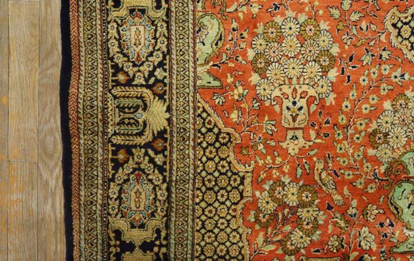 Vintage persian qum silk rug, beige field with medallion design, small format - detail view 3