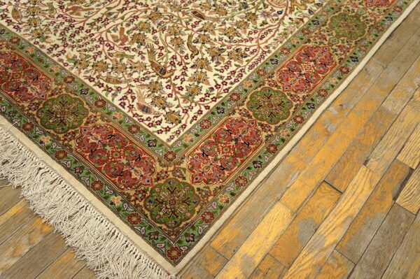 Vintage persian tabriz rug, ivory field with medallion, silk-highlighted detail 2 Vintage persian tabriz rug, ivory field with medallion, silk-highlighted detail - detail view 1