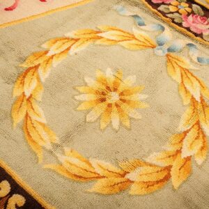 1820s Green Large-Scale Floral Woven Formal Neoclassical French Savonnerie Rug - detail view 6
