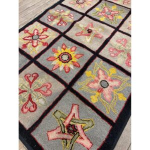 1880s Multi Antique Folk Art Geometric Americana Modern Hooked Knotted Wool Rug - detail view 6