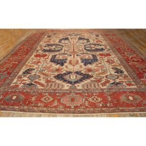 1890s Antique Beige & Red Border Geometric Serapi Knotted Room Size Wool Rug - detail view 1