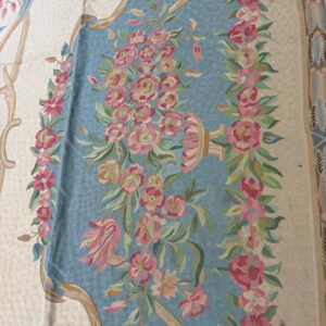 1920s Antique Ivory Floral Medallion India Agra Textile Chain Stitch Gallery Rug - detail view 1