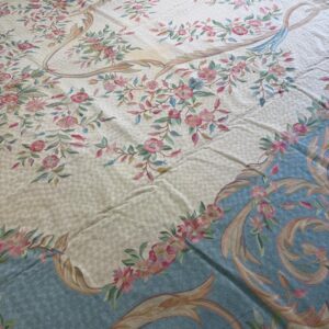 1920s Antique Ivory Floral Medallion India Agra Textile Chain Stitch Gallery Rug - detail view 5