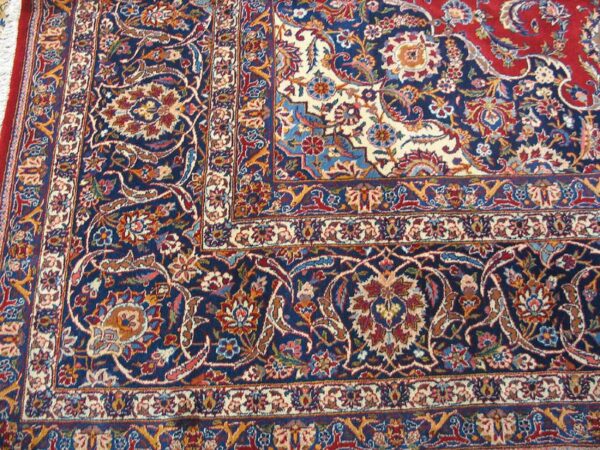 1930s grand classic red medallion antique kashan handknotted wool carpet rug - detail view 1