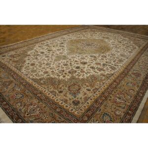1940s Antique Classic Beige Ground Floral Medallion Tabriz Handknotted Wool Rug - detail view 2