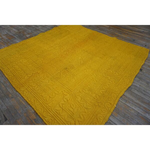 Antique american 1920s red square floral medallion wool hand knotted rug 13 Antique american 1920s red square floral medallion wool hand knotted rug - detail view 12