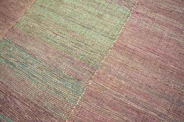Awesome rose-green color contemporary handwoven wool shaker style flat weave rug 8 Awesome rose-green color contemporary handwoven wool shaker style flat weave rug - detail view 7