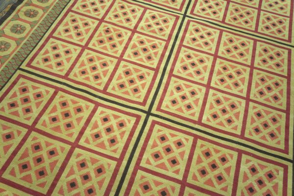 Decorative square pattern in beige color contemporary needlepoint flat weave rug 6 Decorative square pattern in beige color contemporary needlepoint flat weave rug - detail view 5