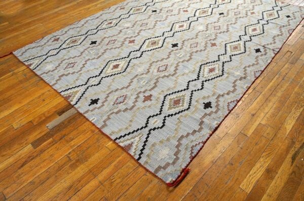 Gray tan geometric navajo contemporary southwestern style rug 6'x9' wool carpet 5 Gray tan geometric navajo contemporary southwestern style rug 6'x9' wool carpet - detail view 4