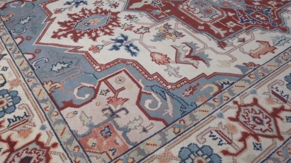 Ivory medallion rug central medallion detail