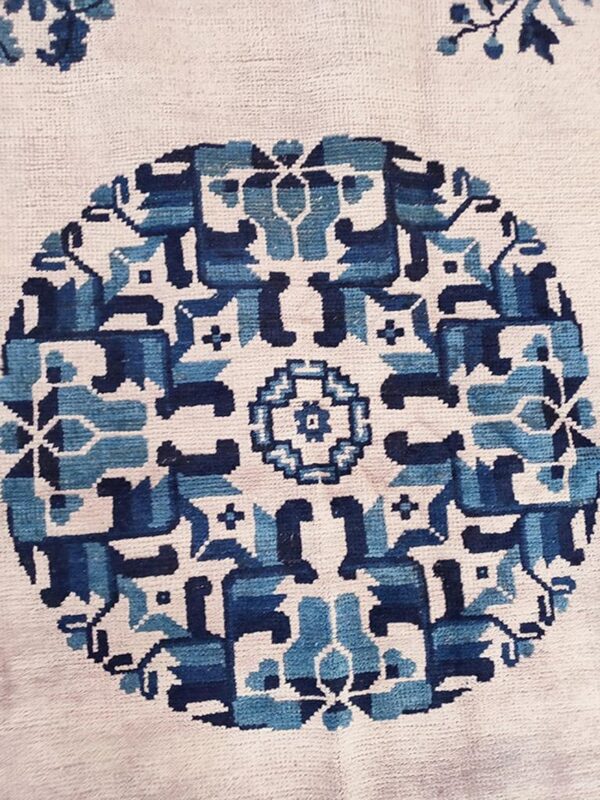 1880s ivory medallion antique chinese ningxia rug 5' 4" x 8' 3" handknotted wool carpet - detail view 2