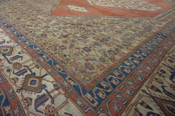 1880s ivory salmon diamond antique persian bakshaiesh rug 15' x 18' knotted pile wool carpet 4 1880s ivory salmon diamond antique persian bakshaiesh rug 15' x 18' knotted pile wool carpet - detail view 3