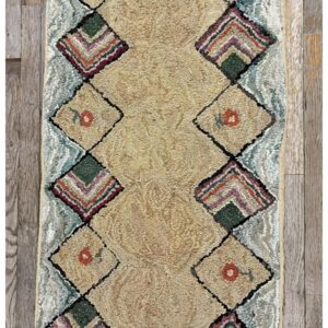 1880s Rustic Beige Open Field Folk Art Runnner Antique American Wool Hooked Rug - detail view 3