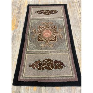 1880s Small Gray Medallion Shou SymbolsFolk Art Antique American Wool Hooked Rug - detail view 1
