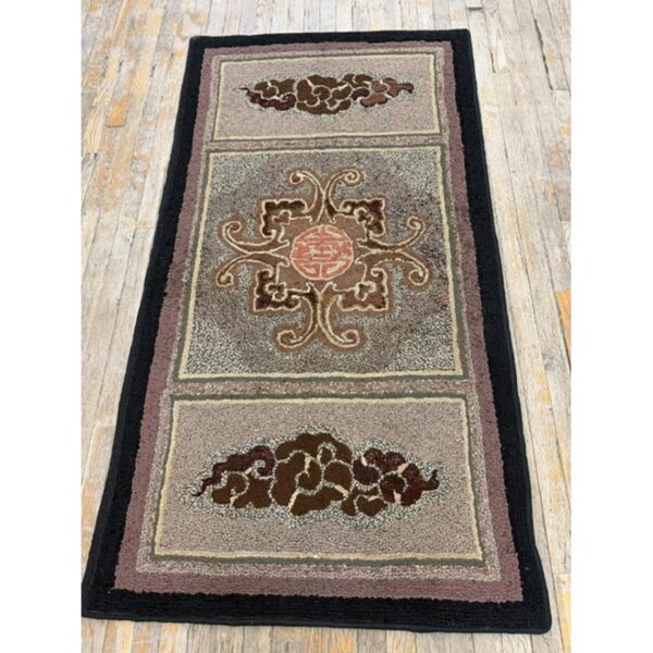 1880s small gray medallion shou symbolsfolk art antique american wool hooked rug 4 1880s small gray medallion shou symbolsfolk art antique american wool hooked rug - detail view 3