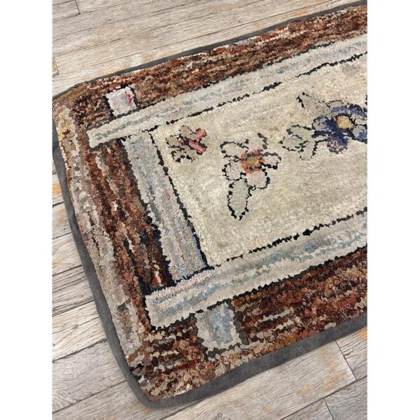 1880s traditional beige antique folk art american hooked knotted wool rug - detail view 2
