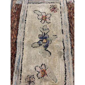 1880s Traditional Beige Antique Folk Art American Hooked Knotted Wool Rug - detail view 5