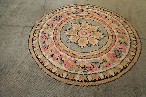 1900s green asparagus medallion antique irish donegal arts & crafts rug 12'6" x 18' knotted wool carpet 5 1900s green asparagus medallion antique irish donegal arts & crafts rug 12'6" x 18' knotted wool carpet - detail view 4